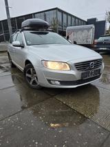 Volvo V70 D2 Euro 6 Tüv bis 03.2027 PDC Dachbox 2.Hand - Volvo V70 20V mit Diesel-Antrieb