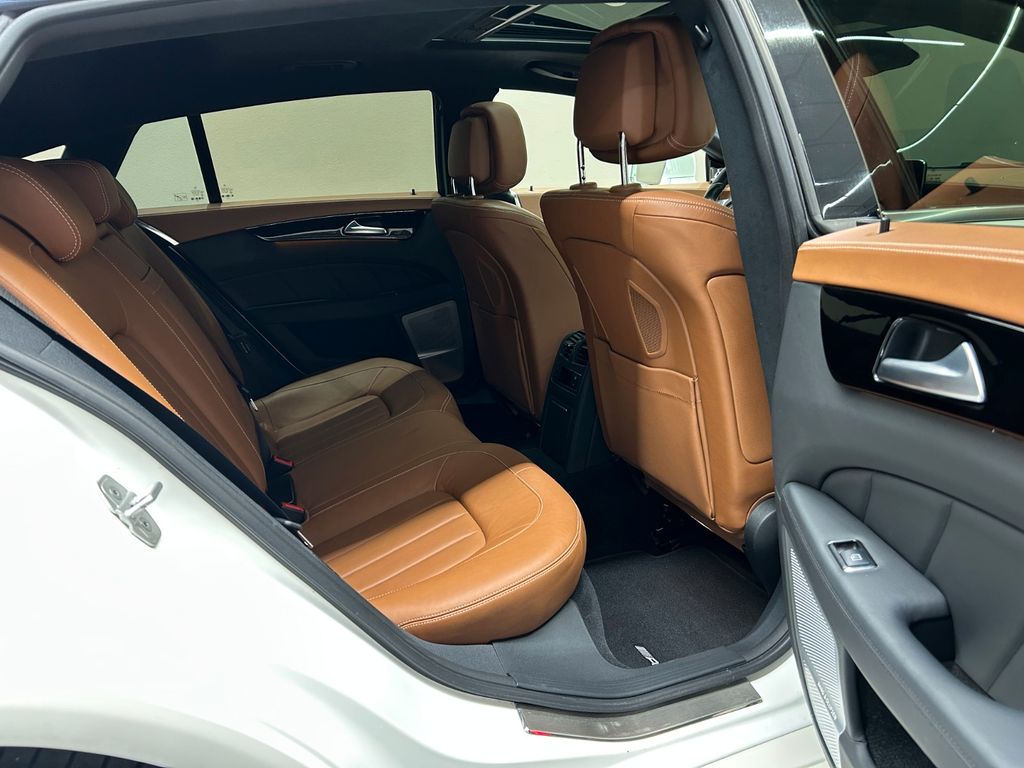 Mercedes-Benz CLS 400 Shooting Brake CLS400 Shooting Brake *AMG*HOLZBODEN*MAGNO*B&O*