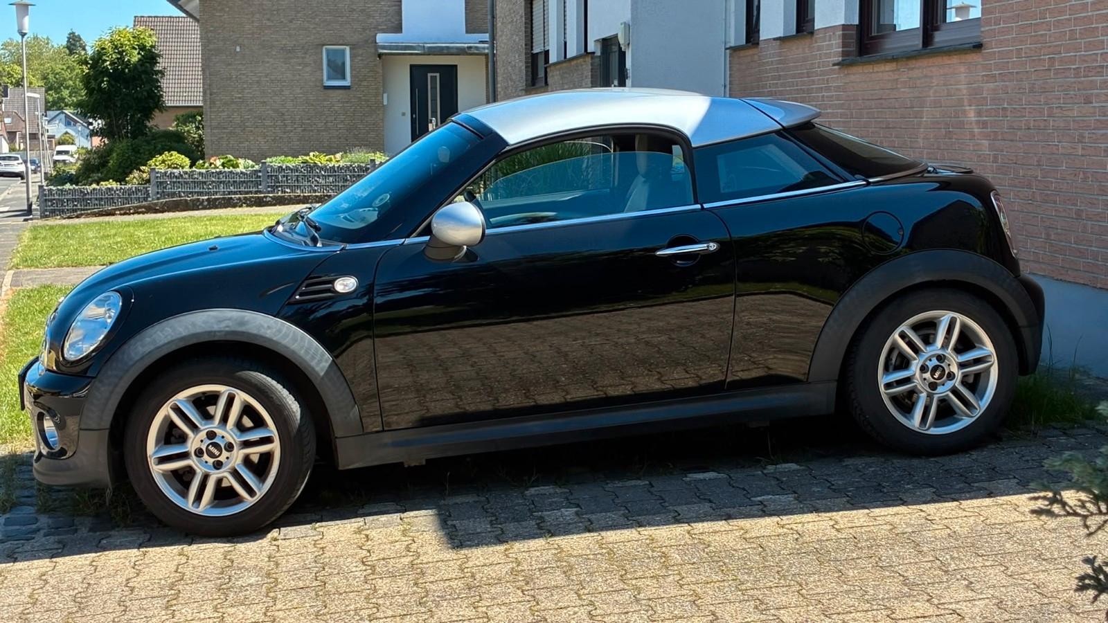 MINI Cooper Coupé