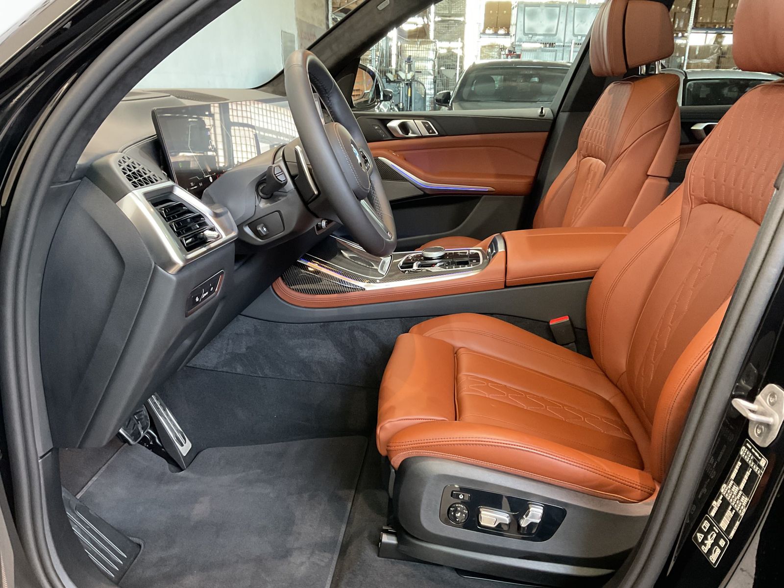 Fahrzeugabbildung BMW X7 xDrive40d Komfortsitze vorn, Standheizung