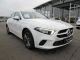 Mercedes-Benz A 200 Progressive 7G LED+FernL Navi CarPlay Spur - gebrauchte Mercedes-Benz A 200 aus dem Jahr 2020