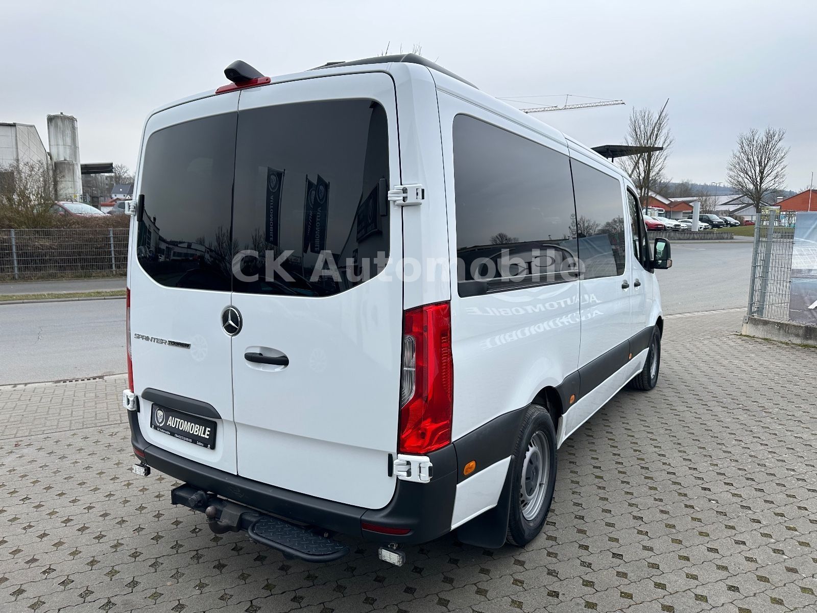 Fahrzeugabbildung Mercedes-Benz Sprinter III Tourer 316 CDI Autom/9 Sitze/Kamera