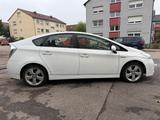 Toyota Prius - Toyota Prius mit Benzin-Antrieb
