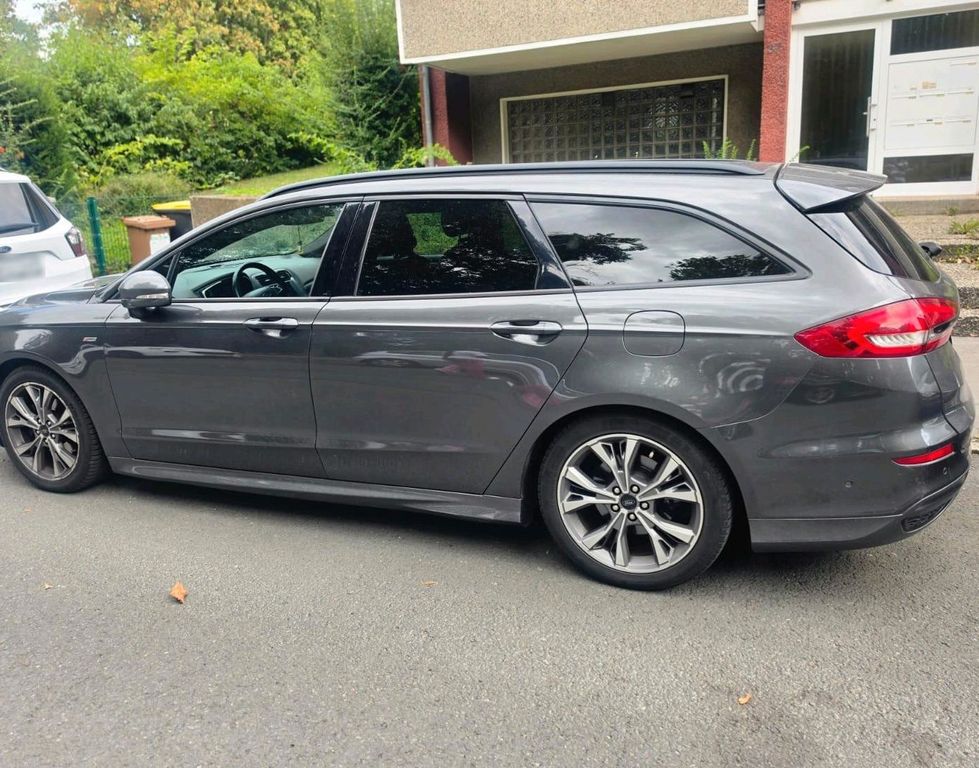 Image of Ford Mondeo
