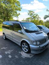 Mercedes-Benz Mercedes V280 - Mercedes-Benz V 280 mit Benzin-Antrieb