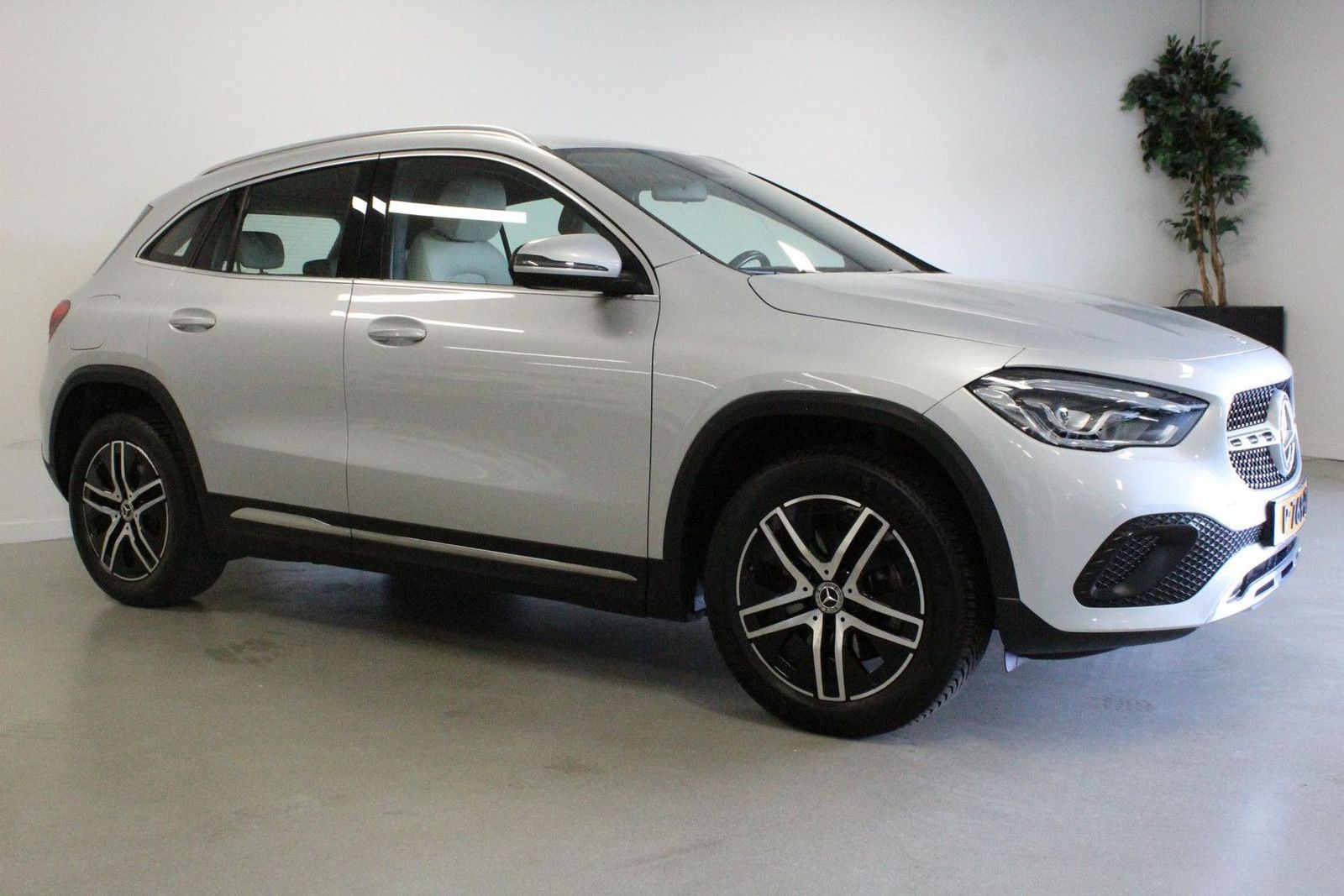Mercedes-Benz GLA 250 e Progressive | NL-AUTO+N.A.P! | CLIMA | imagem 2