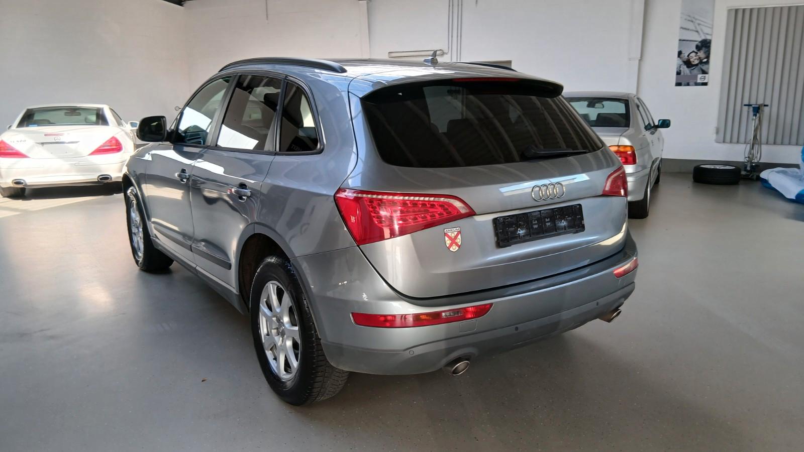 Audi Q5 3.0 TDI quattro 240 ch • S tronic • Cuir noir • Ciel Alcantara • Bi-Xénon • Attelage