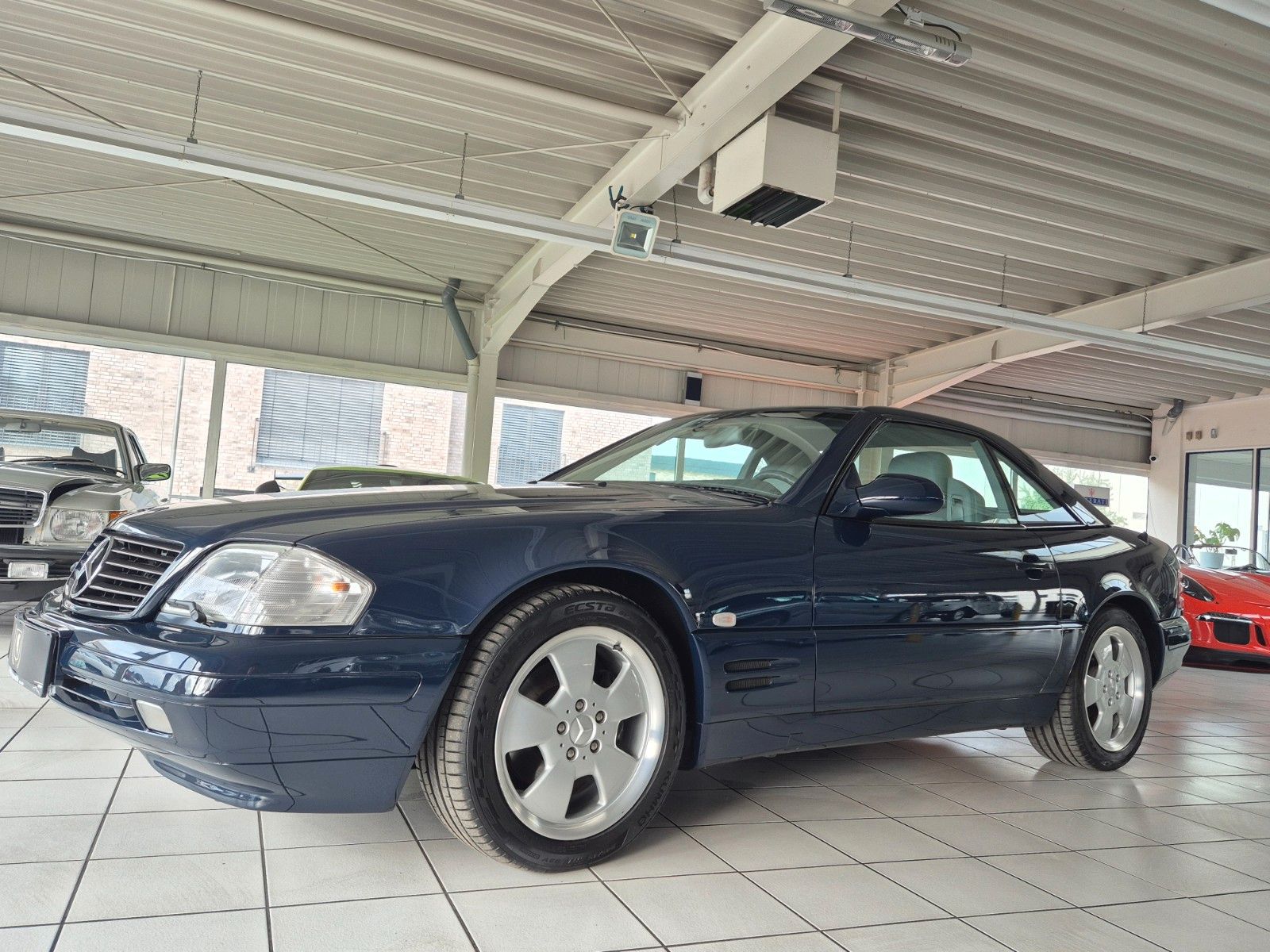 Fahrzeugabbildung Mercedes-Benz SL 320/Originale 4.480 km!/Ausnahmefahrzeug