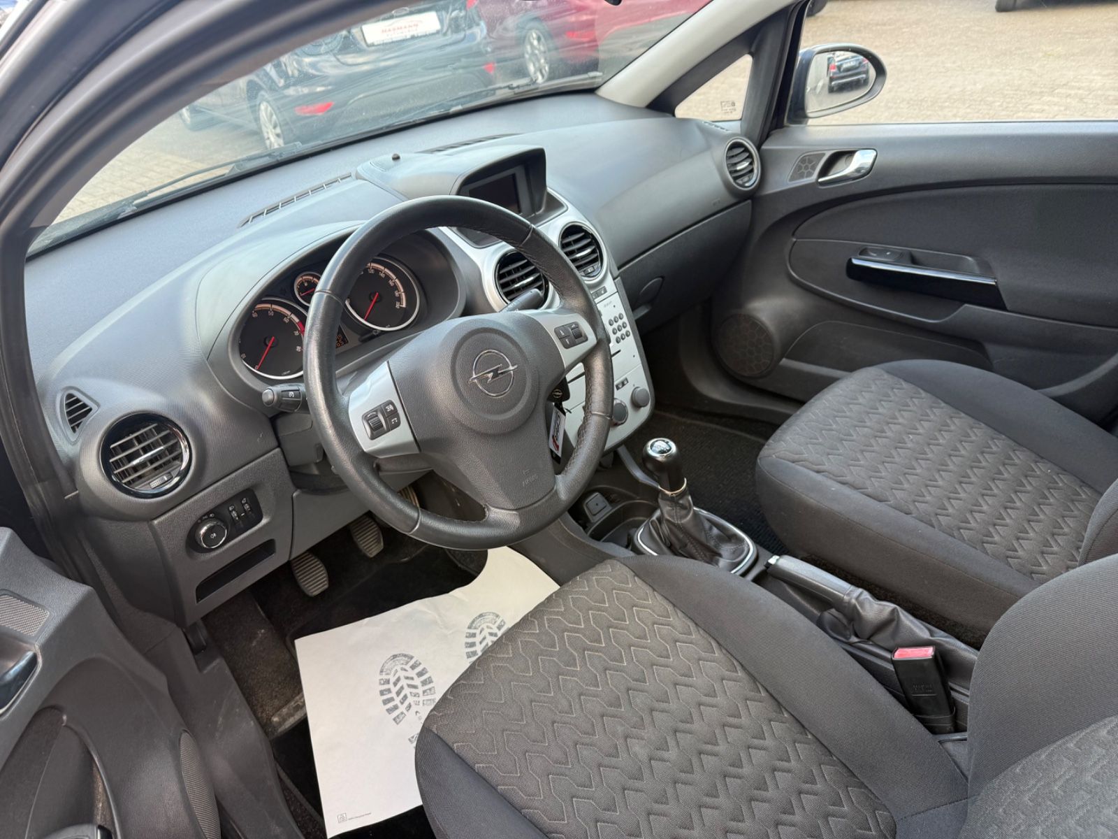 Corsa D Active*1.4-86-PS*2.HAND*5-TÜREN*TÜV NEU