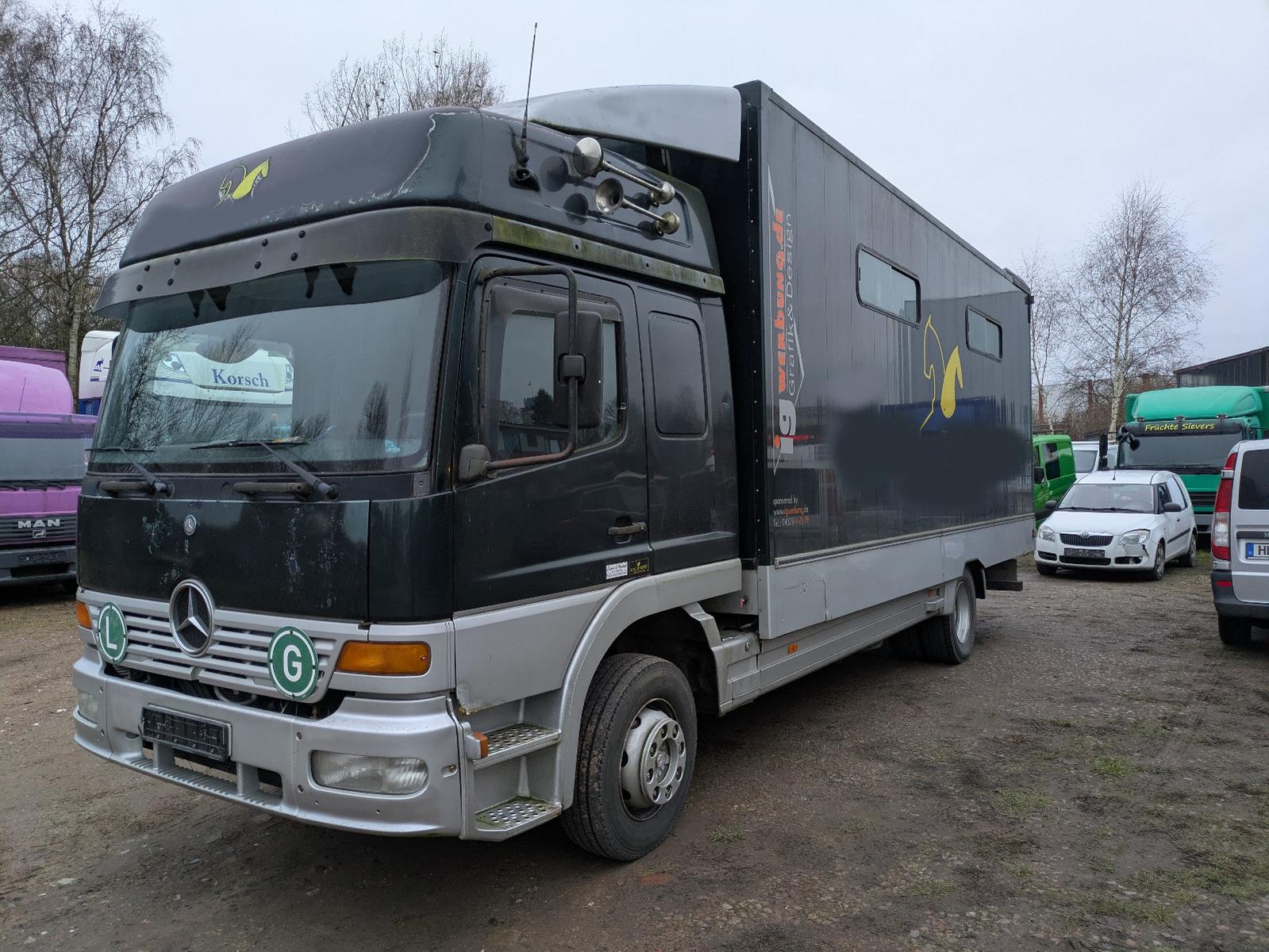 Mercedes-Benz Atego 1328 L Pferdetransporter