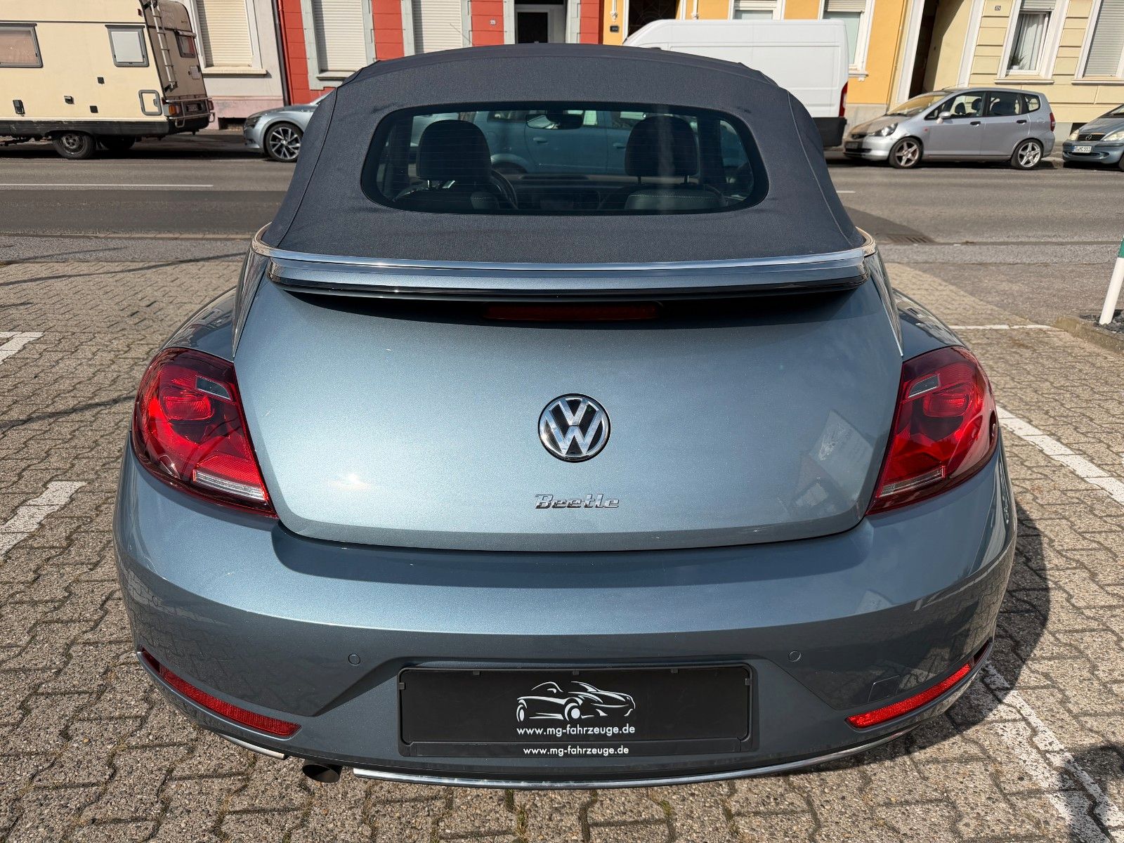 Fahrzeugabbildung Volkswagen Beetle Cabriolet SONDERM. DENIM AUTOM. SCHECKH.