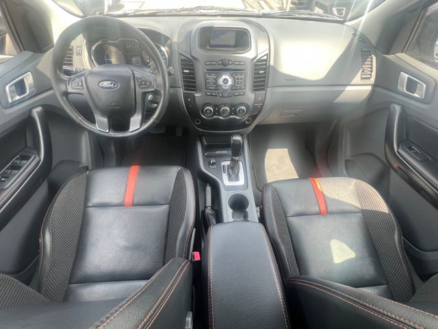 Ford Ranger Wildtrak Doppelkabine 4x4 Automatik