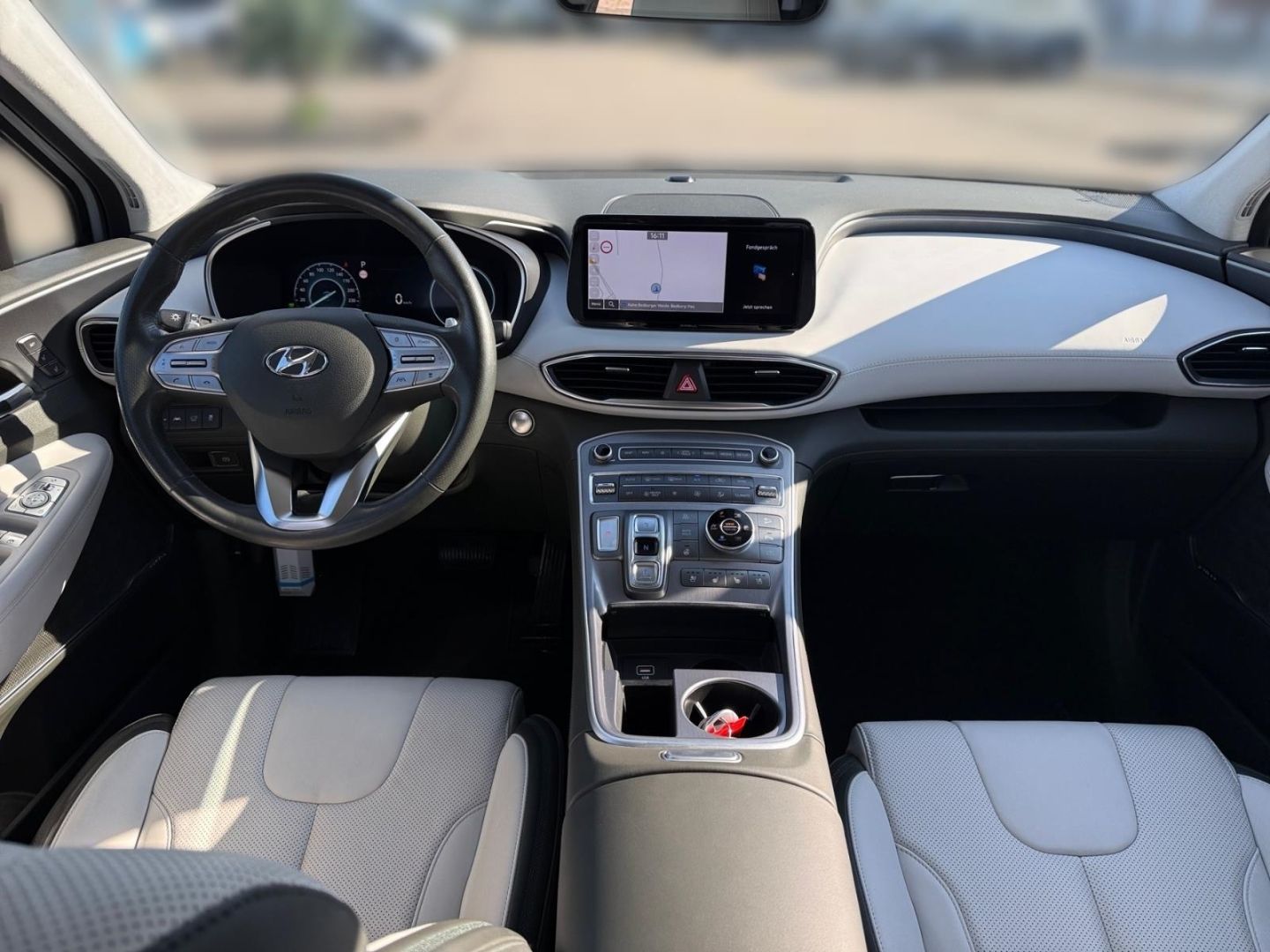 Fahrzeugabbildung Hyundai SANTA FE Signature Plug-In Hybrid Plug-in-Hybrid