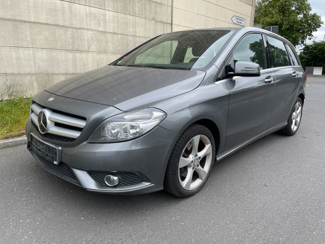Mercedes-Benz B 200*Automatik*Navi*PDC*AHK*SHZ*
