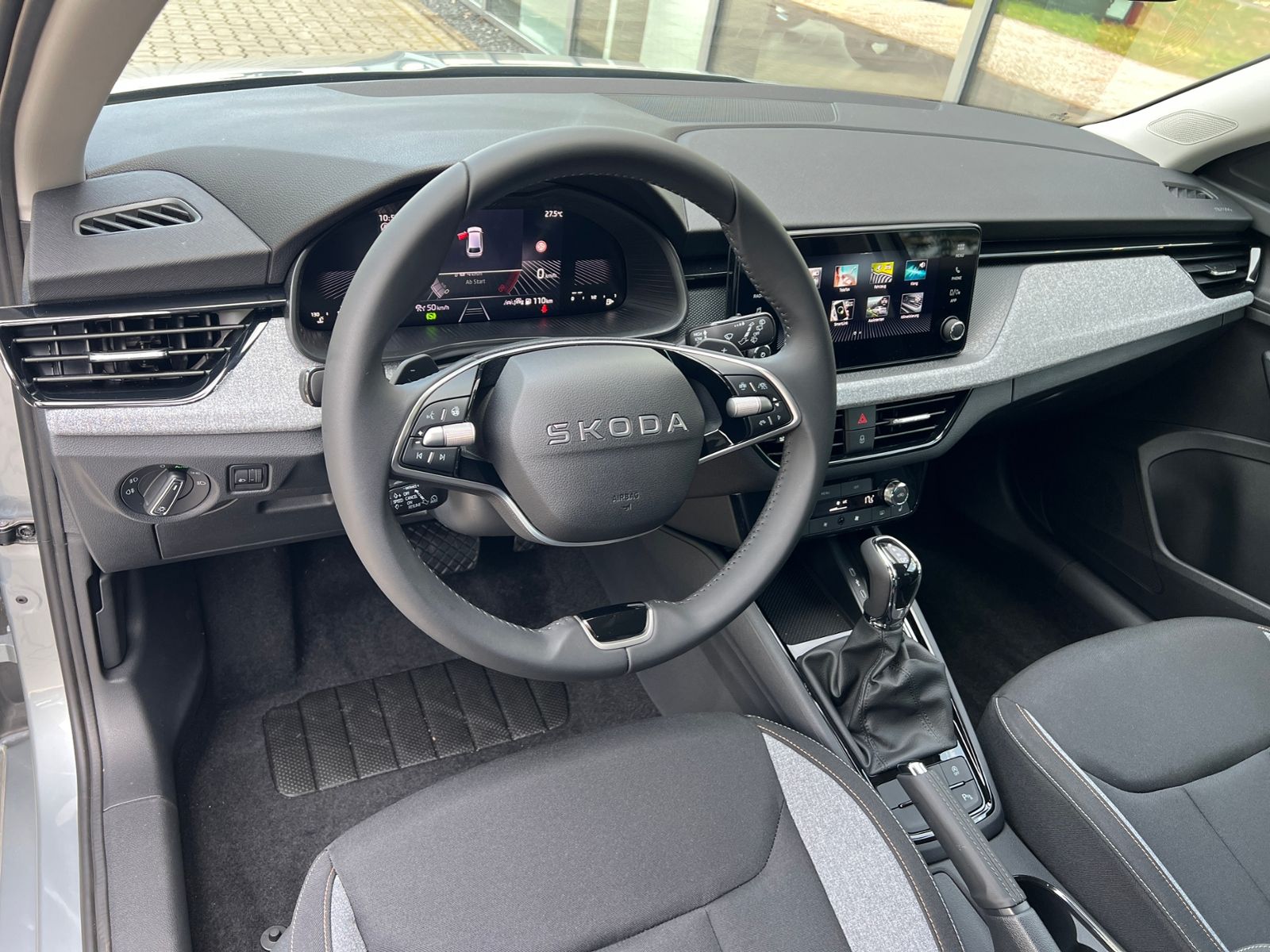 Fahrzeugabbildung SKODA Scala Selection 1.0 TSI DSG *AHK, LED, ACC, Kame