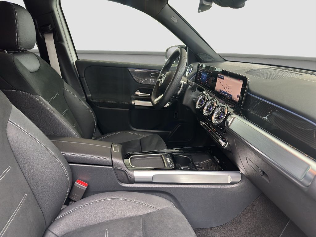 Fahrzeugabbildung Mercedes-Benz GLB 200 d AHK*Fernlichtass.*KeyLess*LED*PDC*ACC