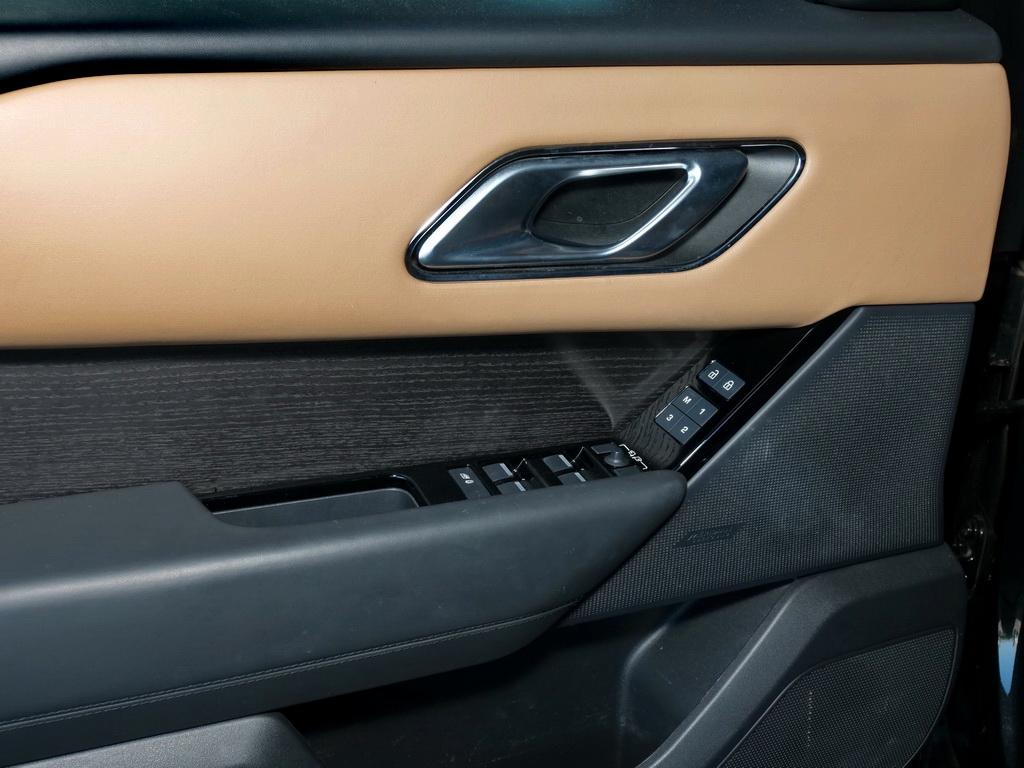 Land Rover Range Rover Velar P400 Autobiography 22 Black