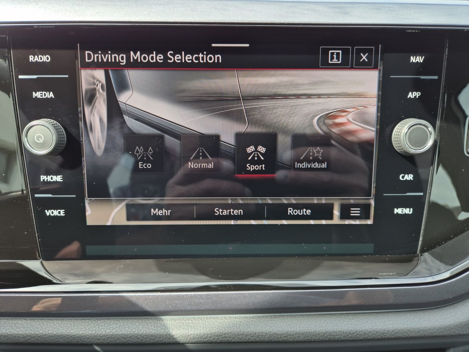 Fahrzeugabbildung Volkswagen Polo GTI DSG Matrix Navi AID ACC RFK SH 18"