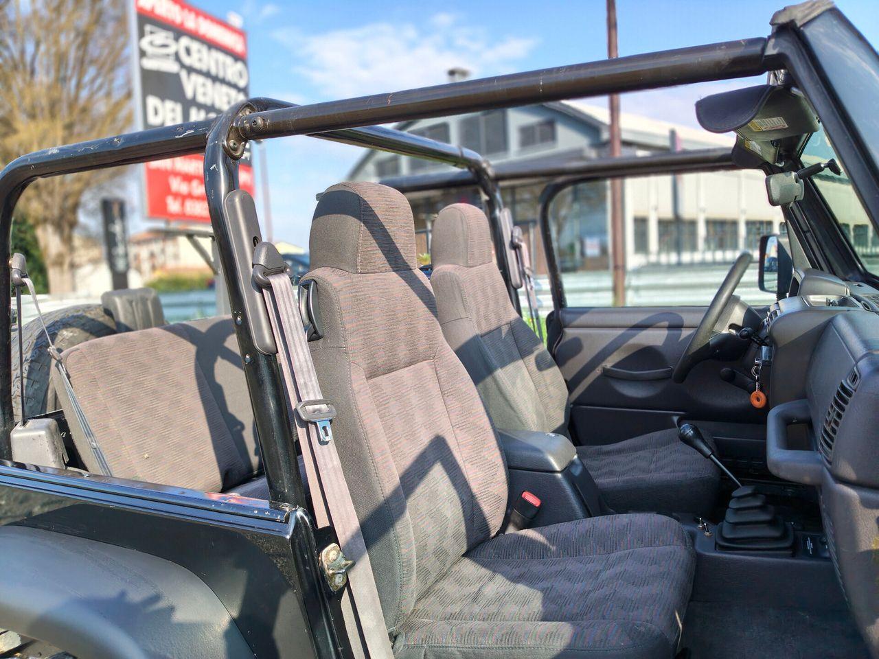 JEEP WRANGLER 4.0 SPORT 177CH - BVM - RESTAURATION COMPLETE - 115.000 KMS