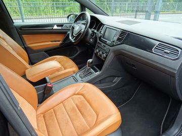 Volkswagen Golf Sportsvan - 12