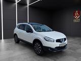 Nissan Qashqai +2 360 4X4 1.Hand~AHK 2300 KG~Pano