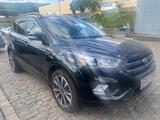 Ford Kuga ST-Line 1.5i 4x4 Automatik Motorproblem ? - Ford: Unfallwagen