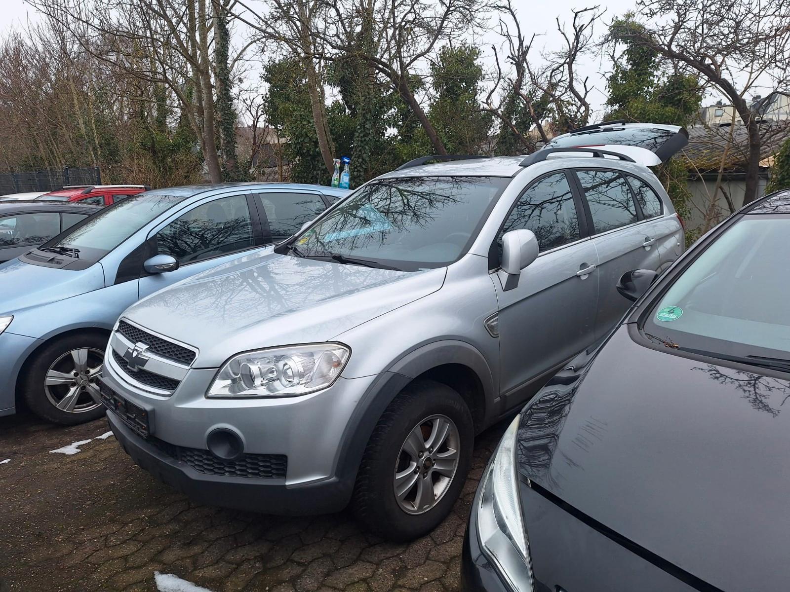 Chevrolet Captiva 2.4 LS 2WD TÜV 4/27 Zahnriemen gerissen!