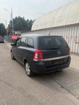Opel Zafira 1,9CDTI*Automatik*7-Sitzer*Kli... - Opel Zafira in Karlsruhe