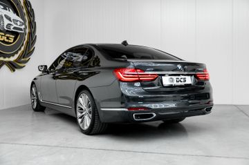 BMW 730 - 11