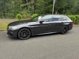 BMW 530d xDrive Touring A - - BMW 530 Gebrauchtwagen in Frankfurt