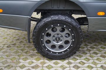 Mercedes-Benz Sprinter 319 319CDI4x4AUT-5SITZE-LEDER-NAVI-AHK.