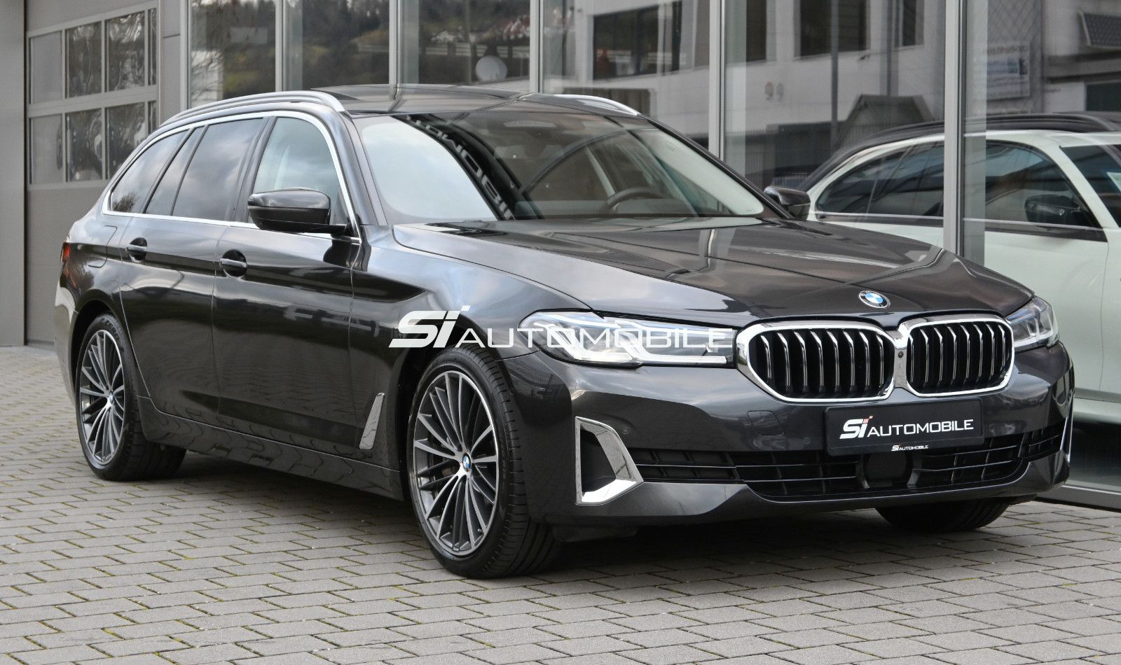 Fahrzeugabbildung BMW 530d xDr Touring °UVP 97.970€°HUD°SITZKLIMA°360°