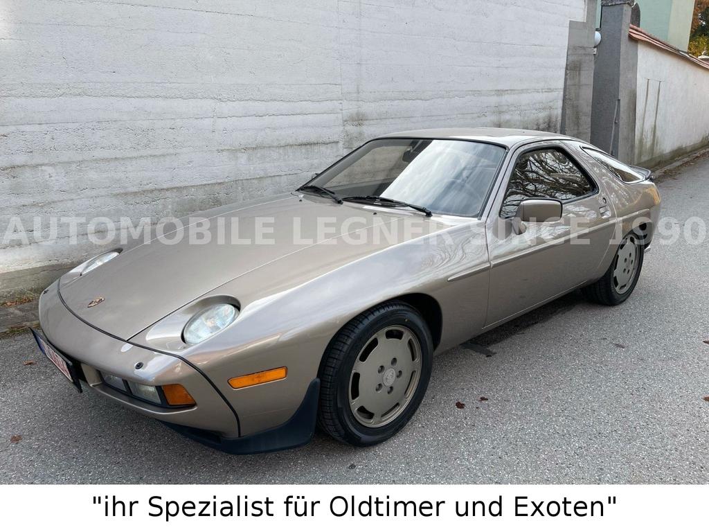 Porsche 928