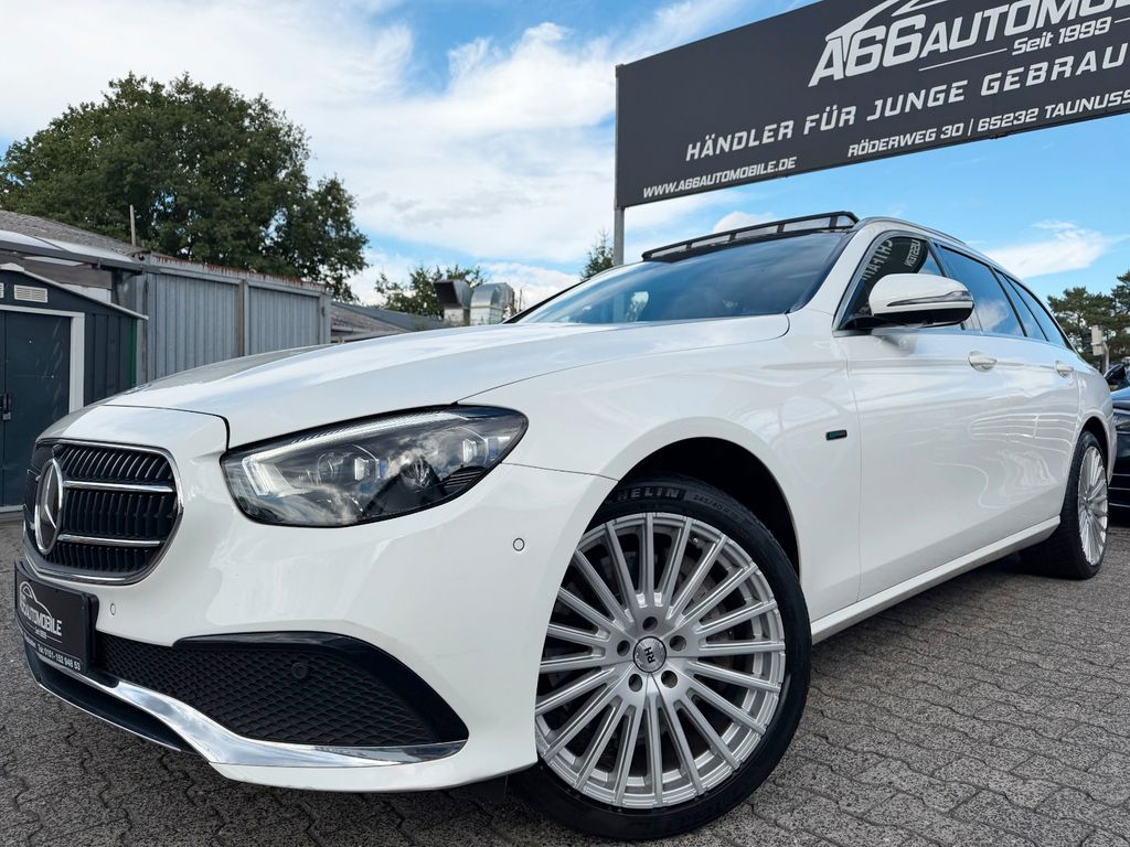 Image of Mercedes-Benz E 300