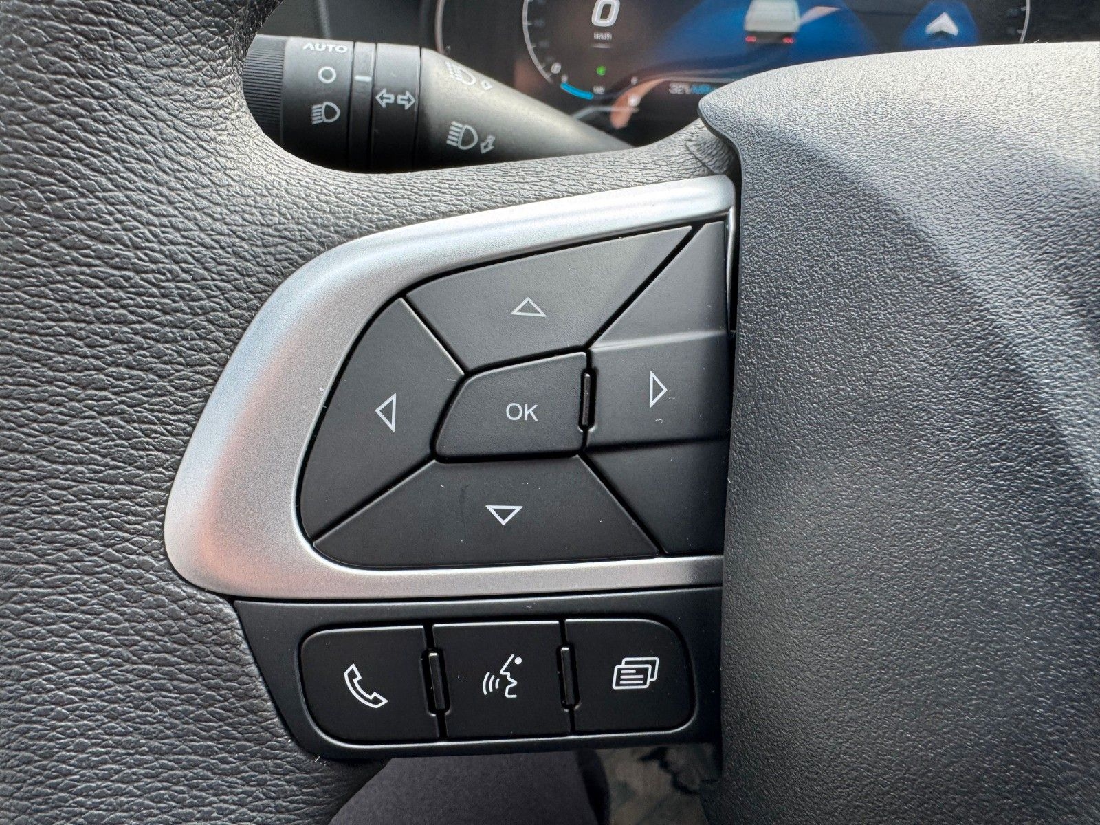 Fahrzeugabbildung Iveco Daily 35S14 *R3.450mm*AHK*Kamera*