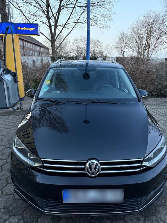 Image of Volkswagen Touran