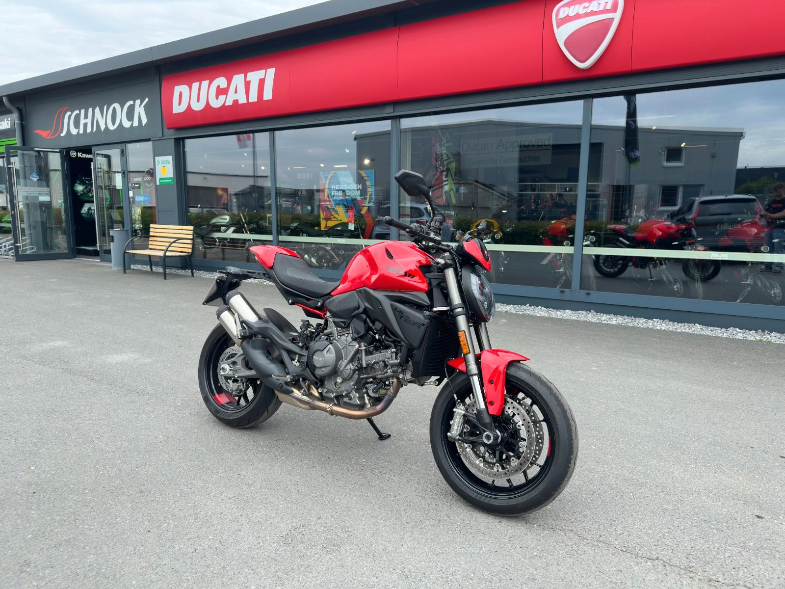Ducati Monster + 2026 *sofort verfübar*