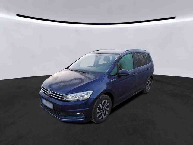 Volkswagen Touran Active 2.0TDI+110kW+DSG+Kamera+SHZ