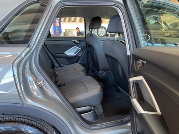 Audi Q3 35 TDI *LED*LIVECOCKPIT*ACC*NAVI*SHZ*MFL*