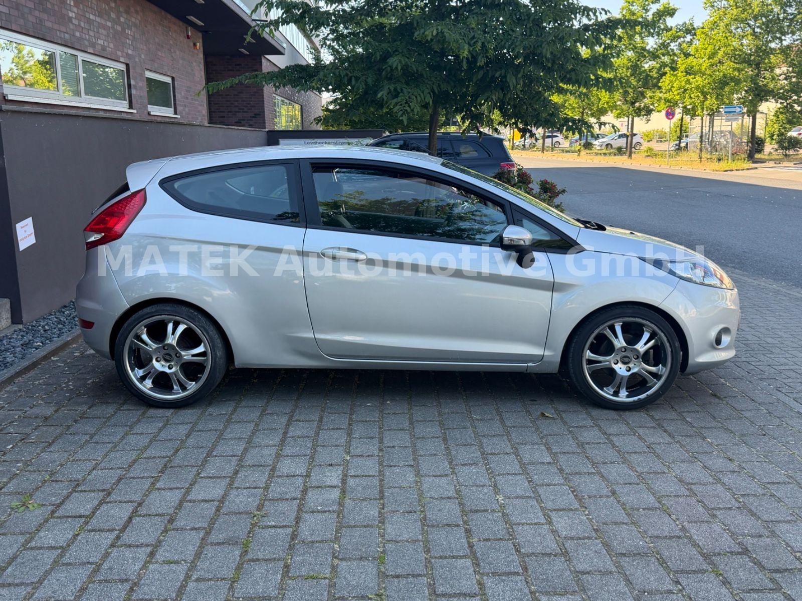 Ford Fiesta 1,25 *TÜv* Titanium Design Felgen