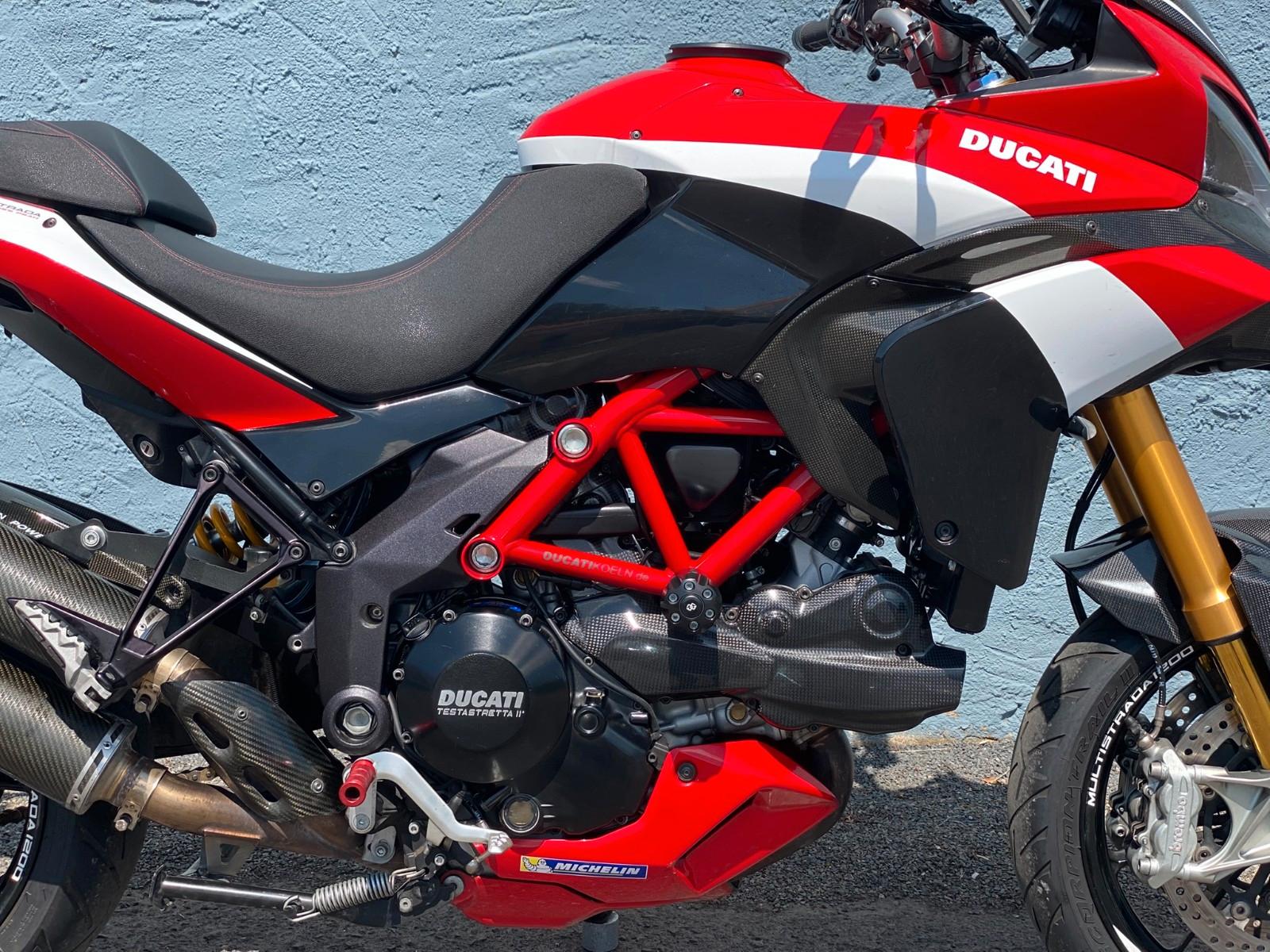 Ducati MULTISTRADA 1200 S PIKES PEAK VIEL ZUBEHÖR