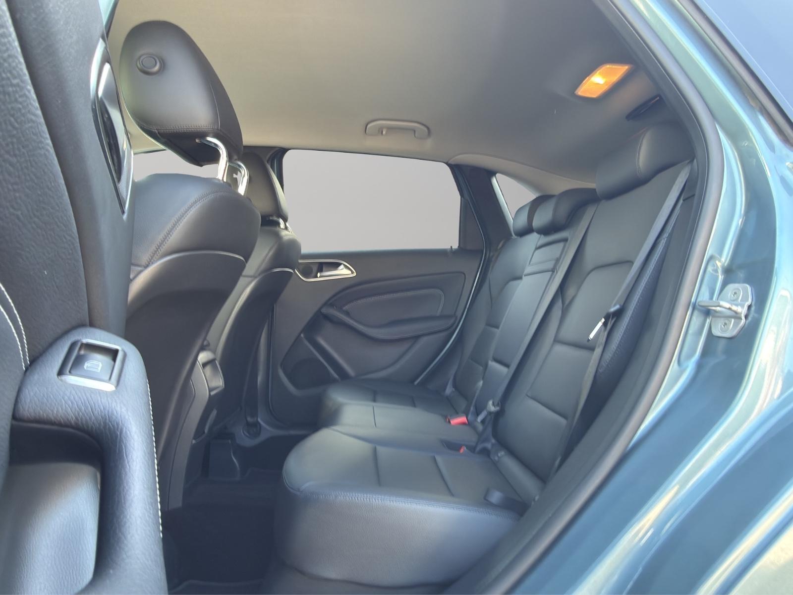 Mercedes-Benz B 180 Edition 1 Leder 1.Hand