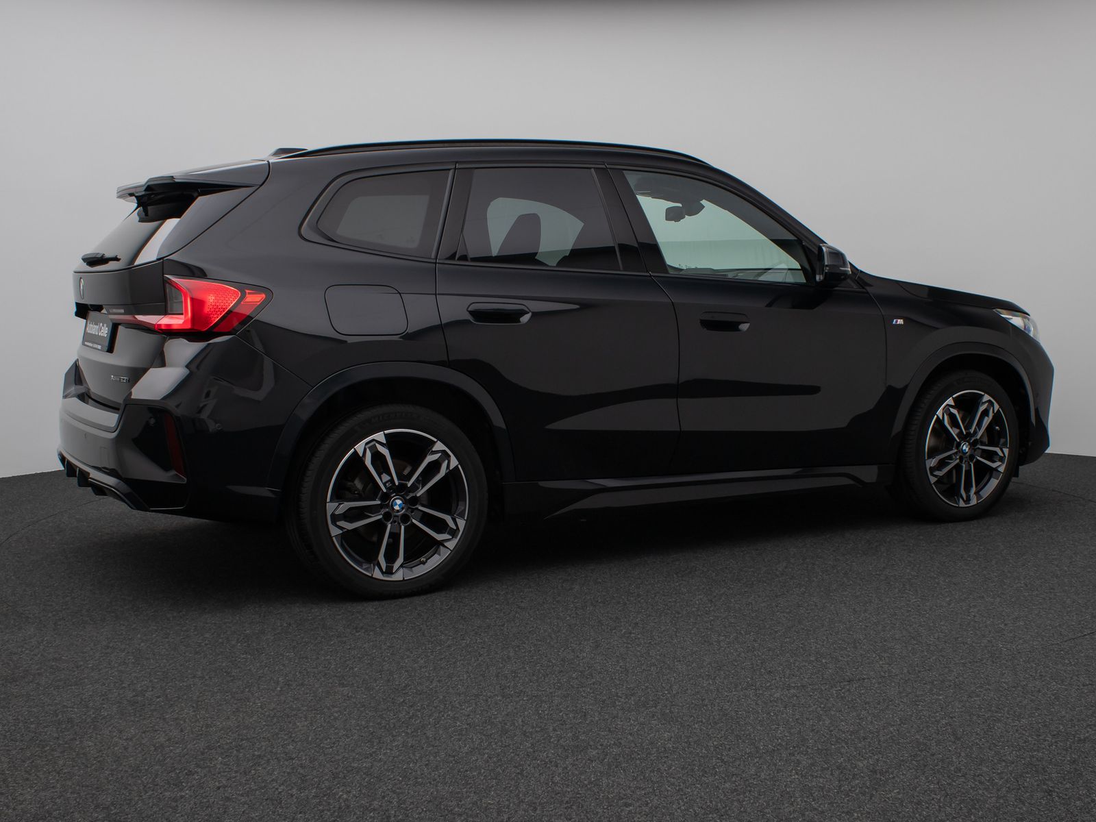 Fahrzeugabbildung BMW X1 xD23i M Sport Panoram 360°HUD DAB H/K ACC 19"