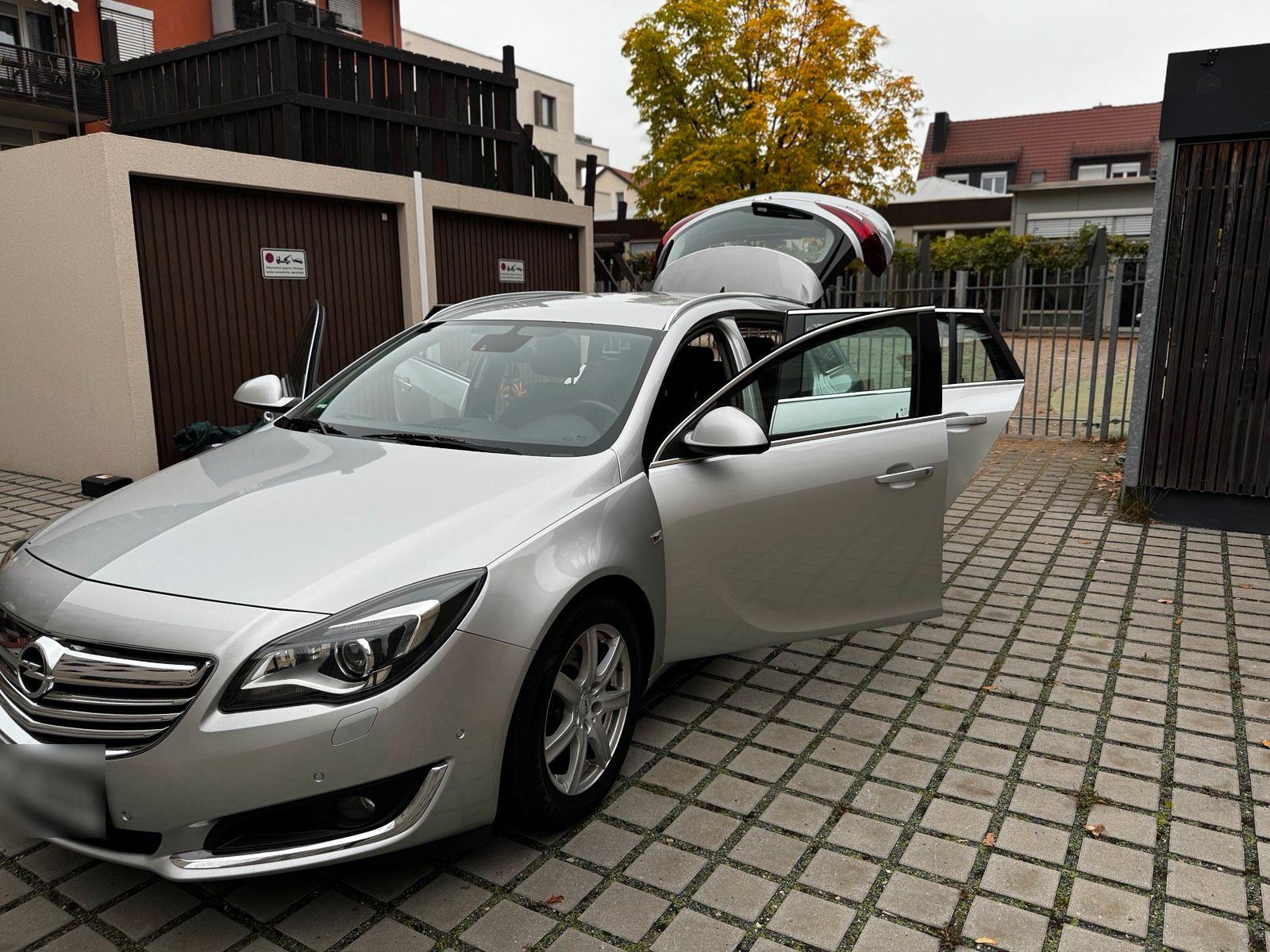 Opel Insignia 2014 — rear view