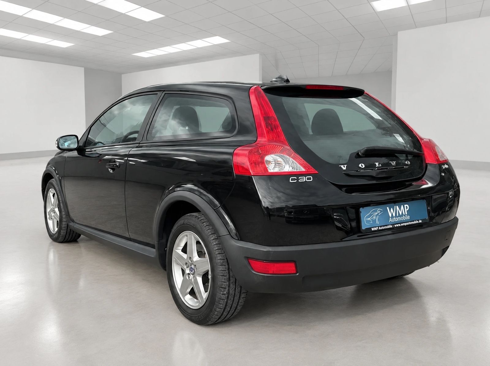 Fahrzeugabbildung Volvo C30 2.0 D Kinetic/Auto./SHZ/Klimaauto/TÜV06.2028