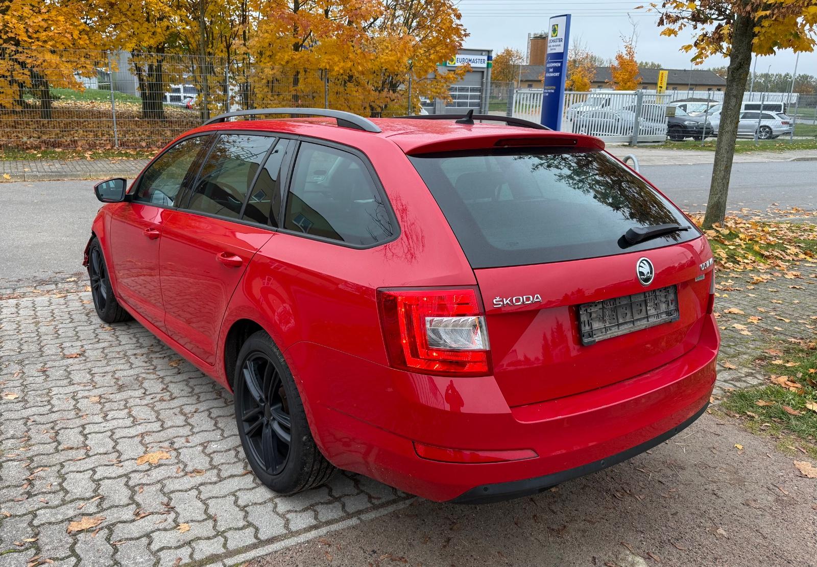 Skoda Octavia 2014 — interior