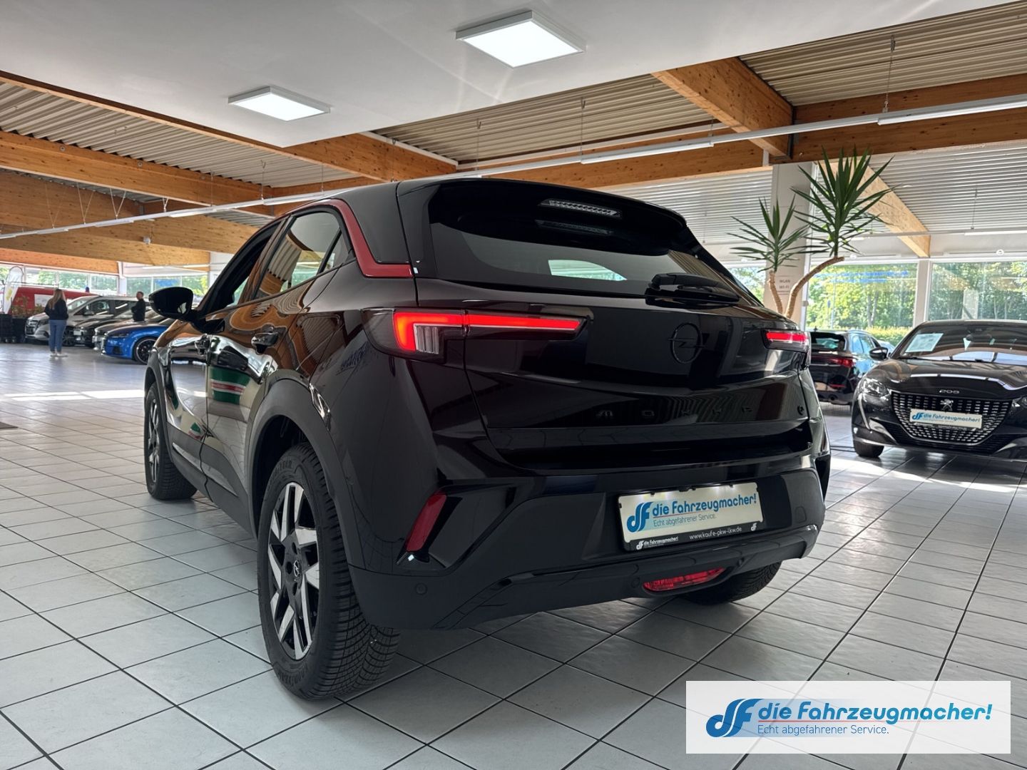 Fahrzeugabbildung Opel Mokka e GS Line Navi Digitales Cockpit LED Apple