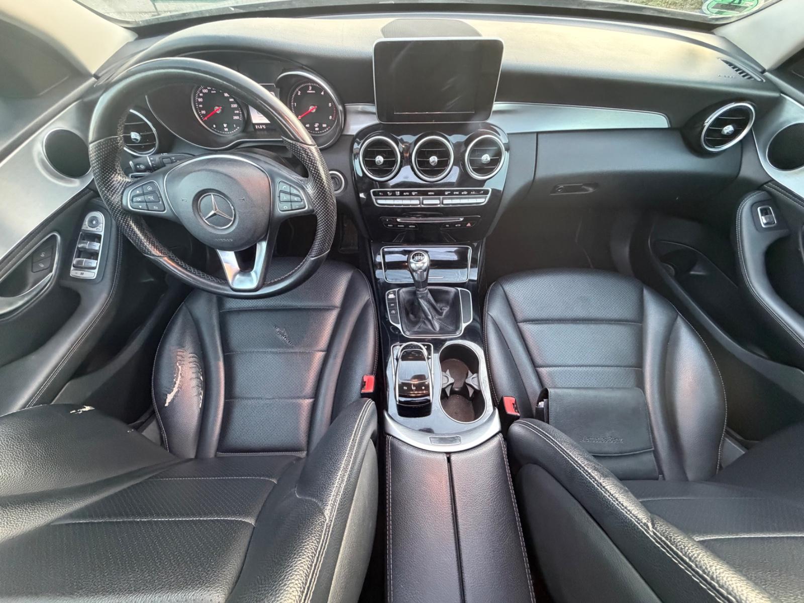 Mercedes-Benz C200 2014 — photo 10