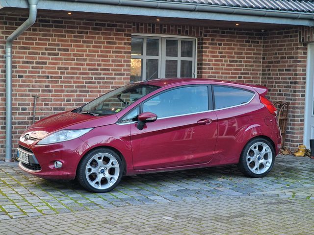 Ford Fiesta 1,6 Ti-VCT Titanium Sportpaket Voll