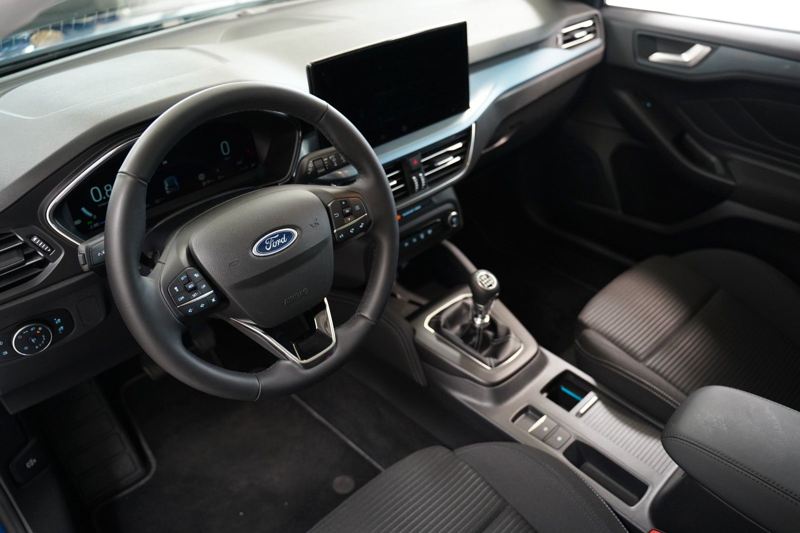 Fahrzeugabbildung Ford Focus Active X*PANO*ACC*RFK*WINTER-P.*ALLWETTER
